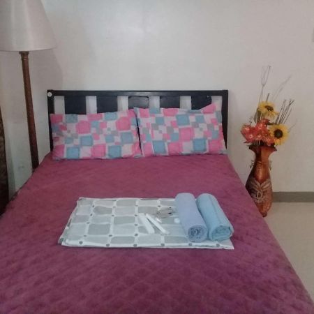 Ekonumi Rooms At Moonwalk Paranaque Paranaque City ภายนอก รูปภาพ