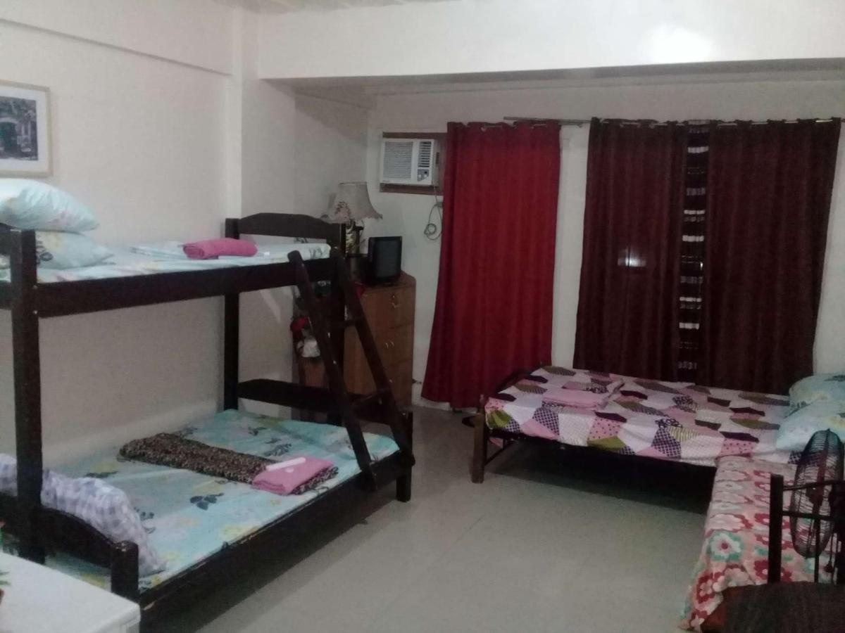 Ekonumi Rooms At Moonwalk Paranaque Paranaque City ภายนอก รูปภาพ