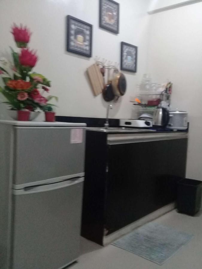 Ekonumi Rooms At Moonwalk Paranaque Paranaque City ภายนอก รูปภาพ