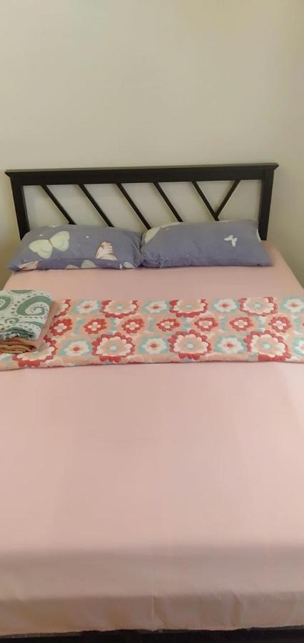 Ekonumi Rooms At Moonwalk Paranaque Paranaque City ภายนอก รูปภาพ