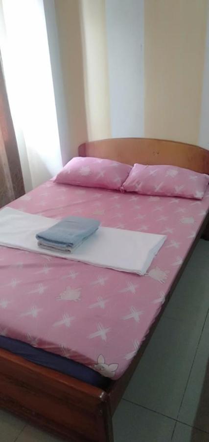 Ekonumi Rooms At Moonwalk Paranaque Paranaque City ภายนอก รูปภาพ